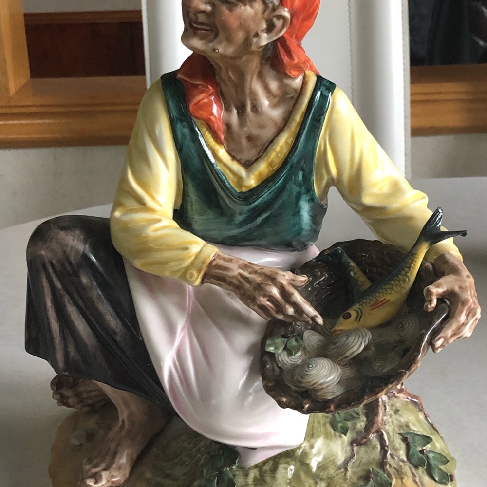 Porcelain figurine by Capo de Monti